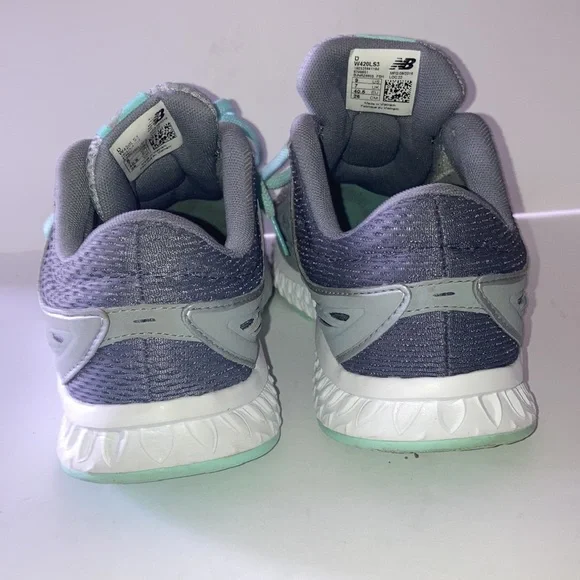 2 for $40 NEW BALANCE Shoes W420v3 Running Shoes Women’s Size 9 - Picture 4 of 14